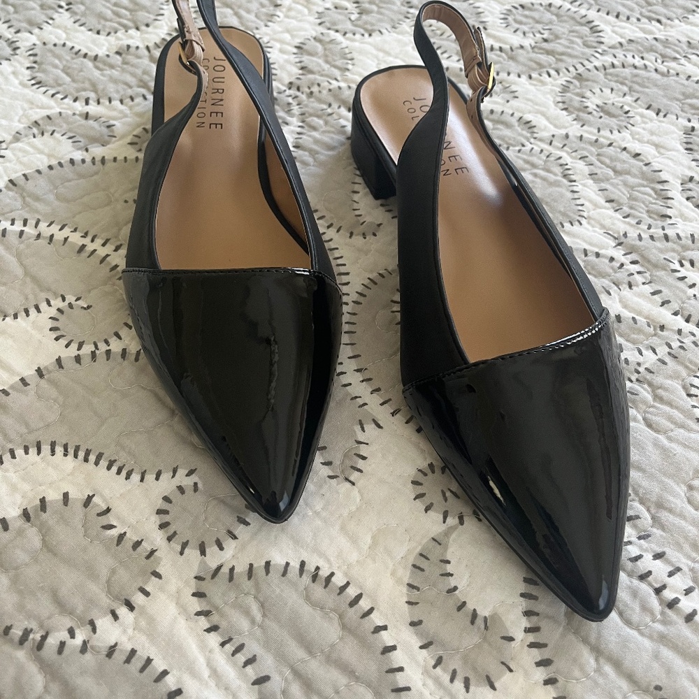 Journee Bertie Slingback Black Flats